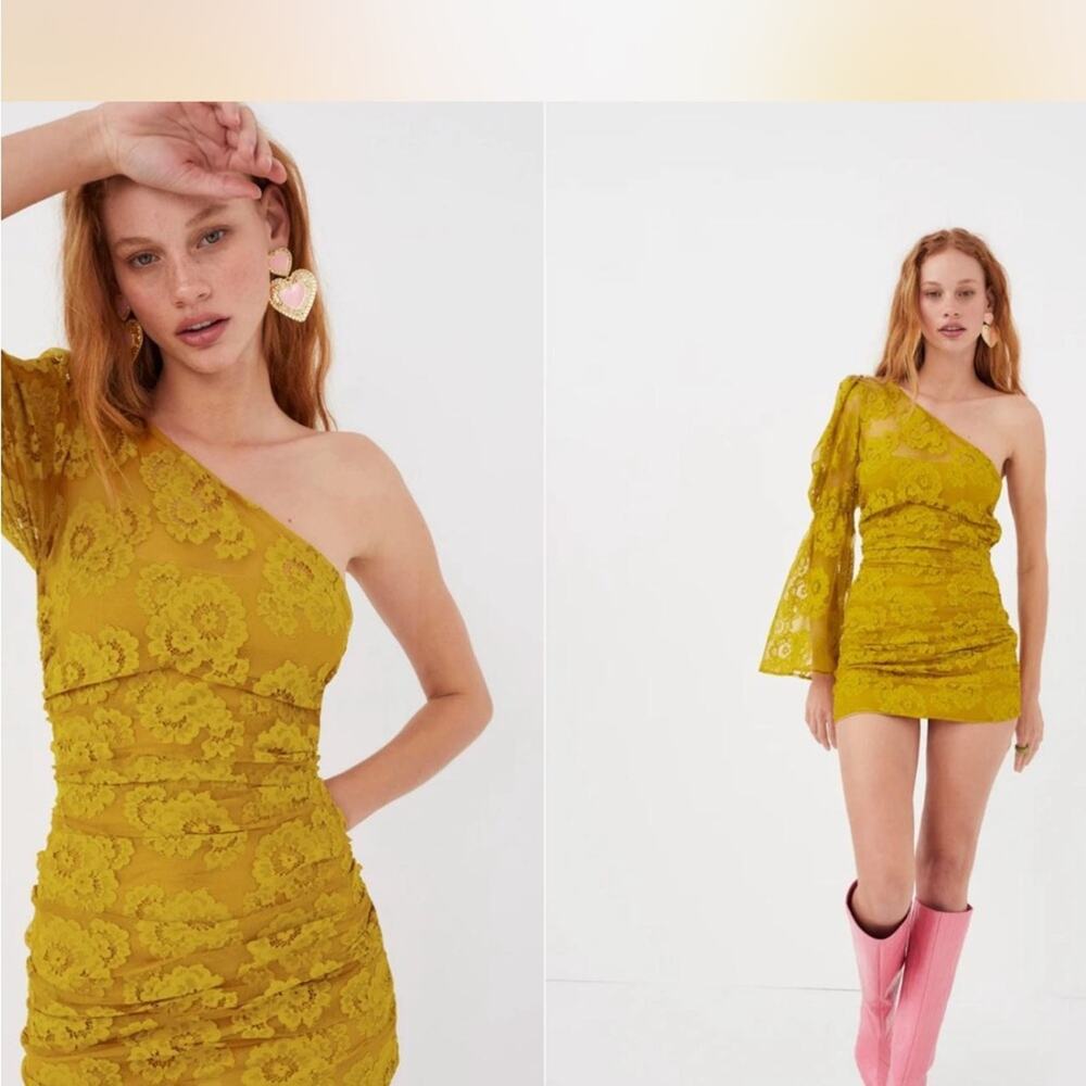 NWT For Love and Lemons $230 One-Shoulder Lace Dress in Yellow size M